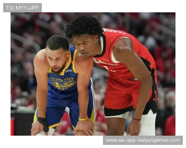 库里儿时教练晒他少年视频,网友:天赋难掩 库里儿时教练晒他少年视频,网友:天赋难掩