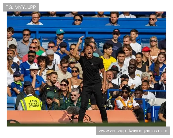 补时绝杀梦碎,切尔西主场憾平热刺!图赫尔怒批裁判引发热议,图赫尔执教切尔西第一场比赛 补时绝杀梦碎,切尔西主场憾平热刺!图赫尔怒批裁判引发热议,图赫尔执教切尔西第一场比赛